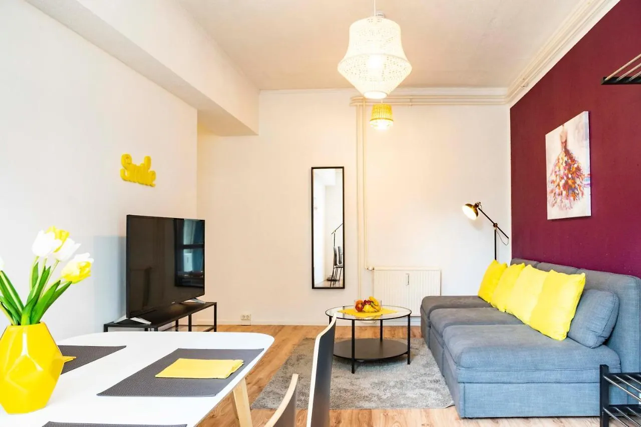 Dl Berlin Apartment 6 Stations To Alex 0*,